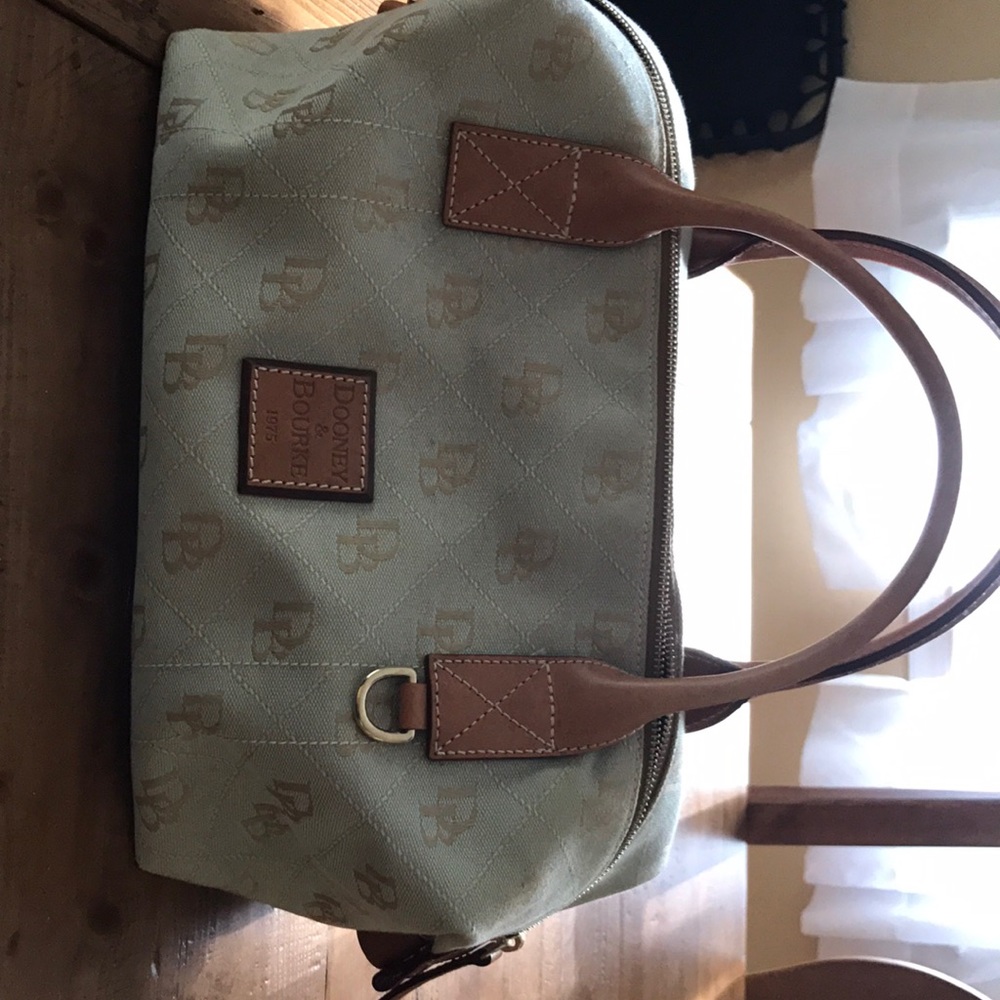 Dooney&Bourke purse.